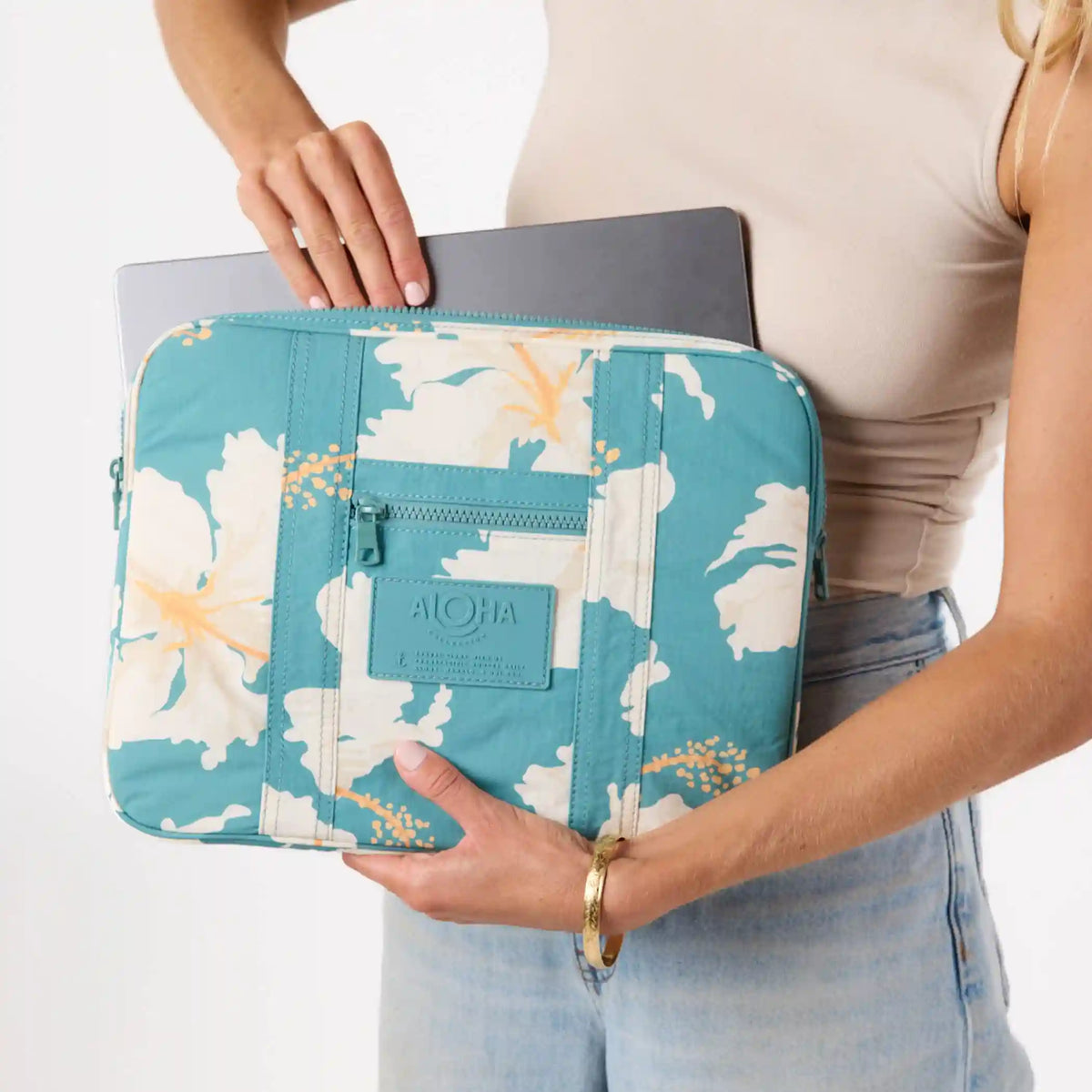 Taha'a 13 Inch Keep It Light Laptop Case in Tide