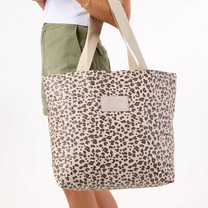 Leopard Cub Day Tripper in Coconut