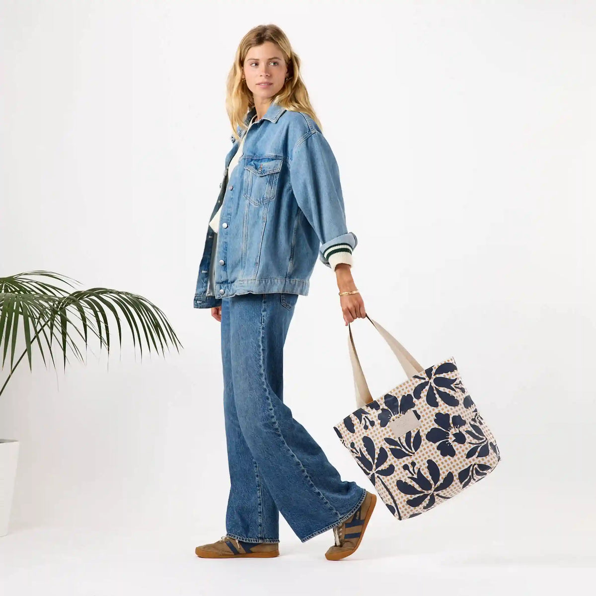 Picnic Fleur Day Tripper in Neptune