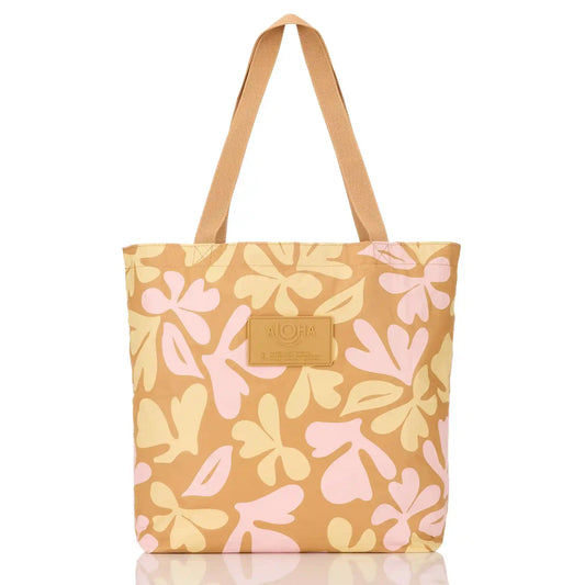Swoosh Reversible Tote in Hey Girl on Tan